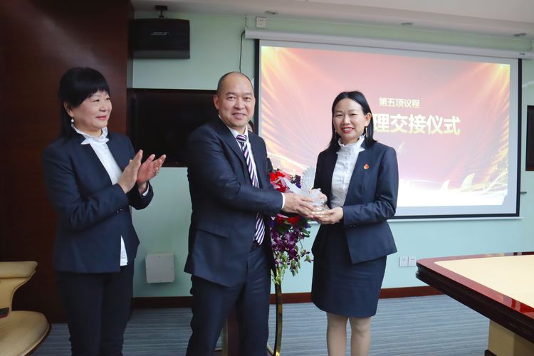 微信图片_20211220171228.jpg